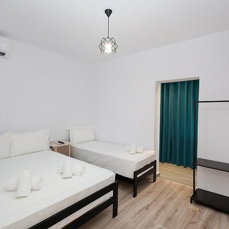 Guesthouse Noke 베라트 외부 사진