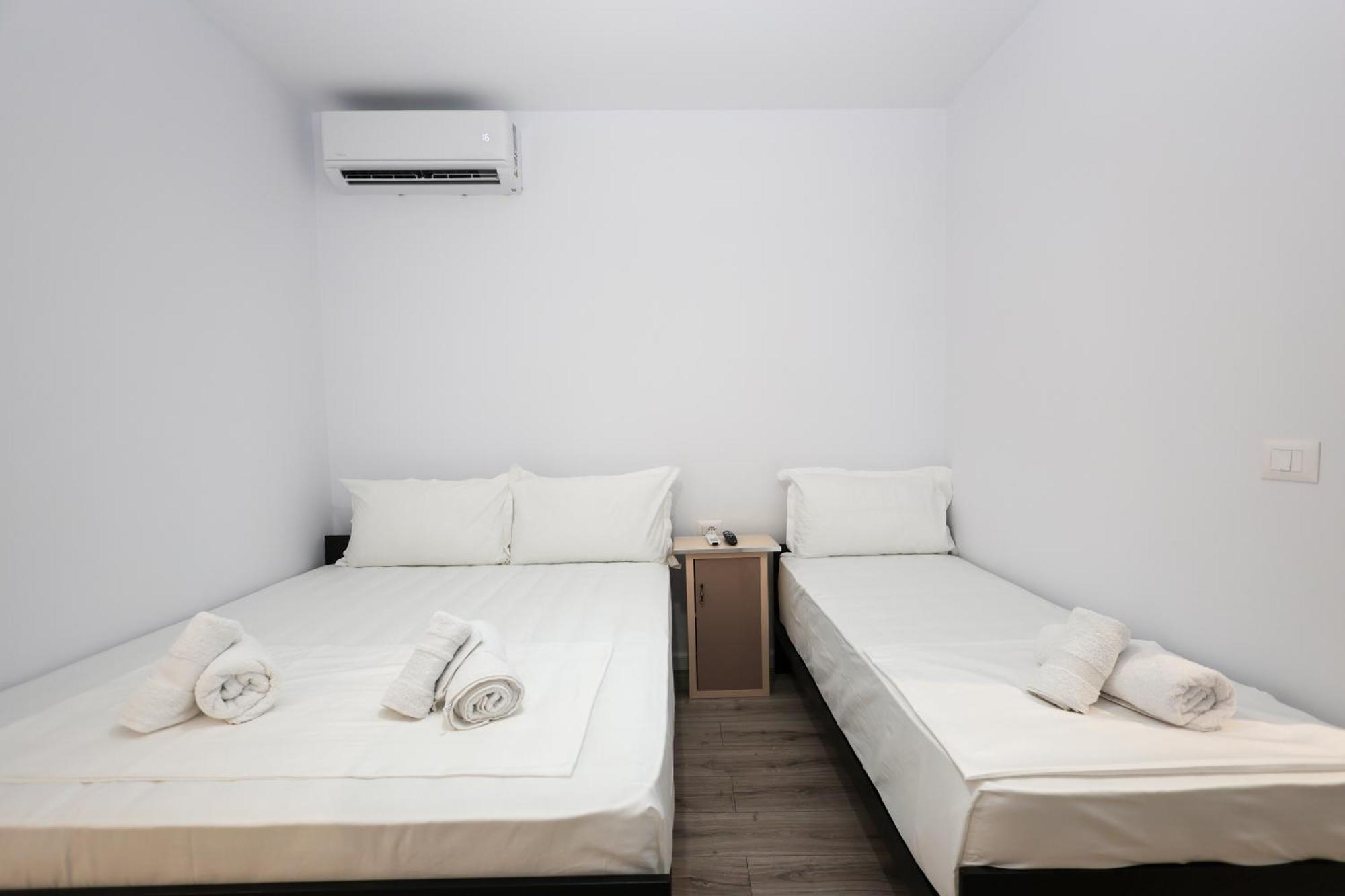 Guesthouse Noke 베라트 외부 사진