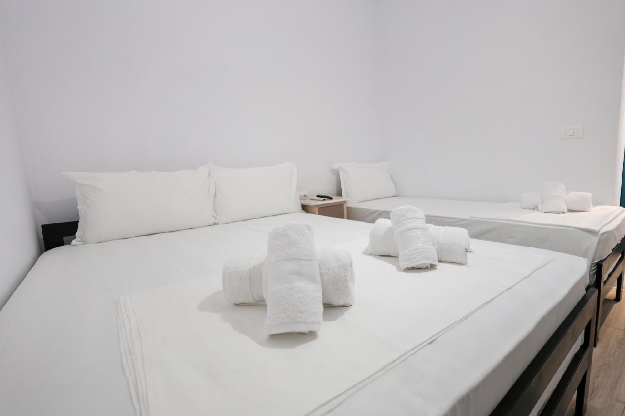 Guesthouse Noke 베라트 외부 사진
