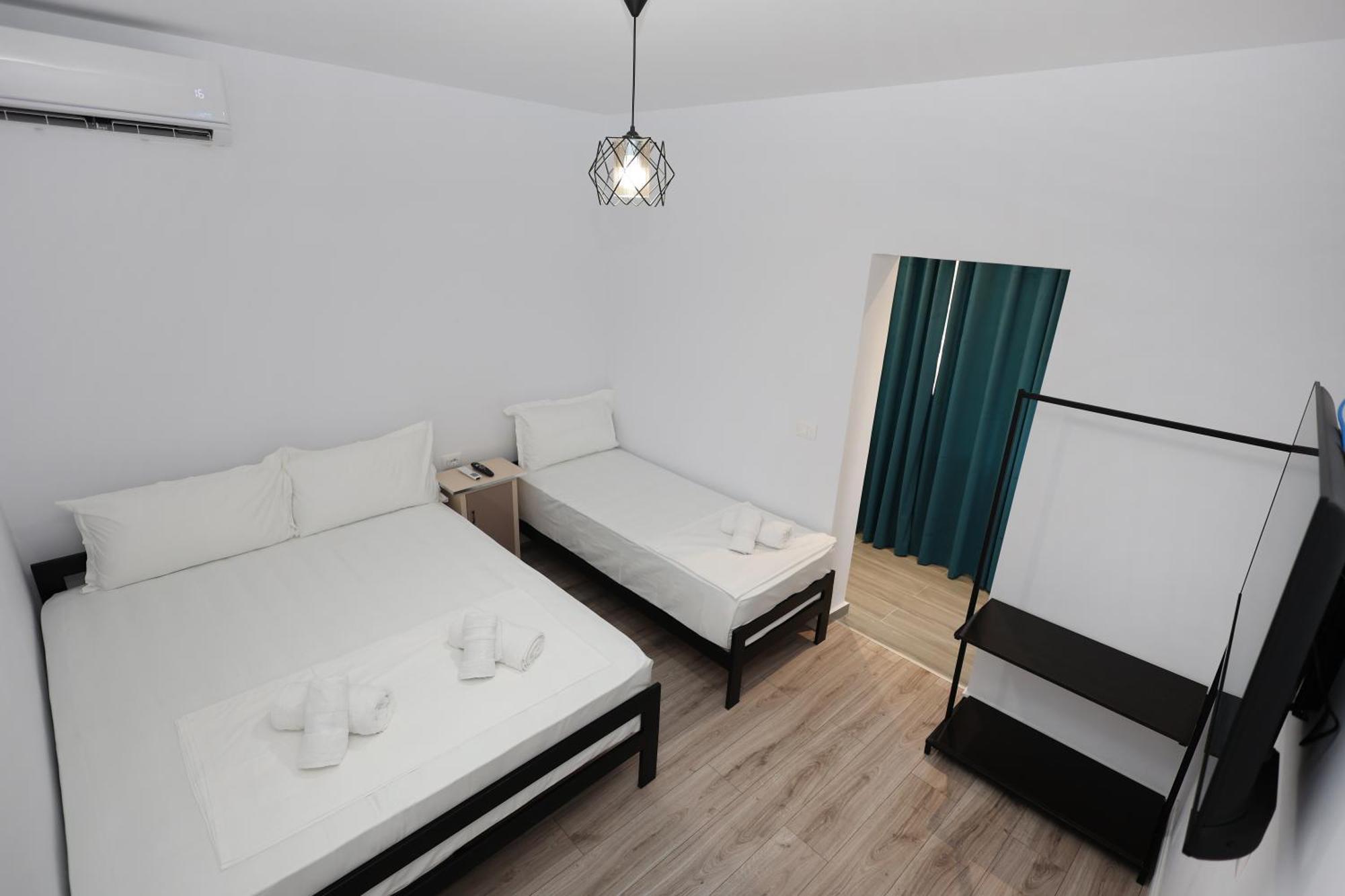Guesthouse Noke 베라트 외부 사진